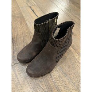 Aetrex Dark Brown Genuine Leather Side Zip Round Toe Heeled Boots Shoes Size 9.5